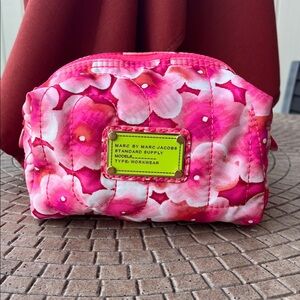 Authentic Marc Jacobs Makeup Bag & Dopp Kit!